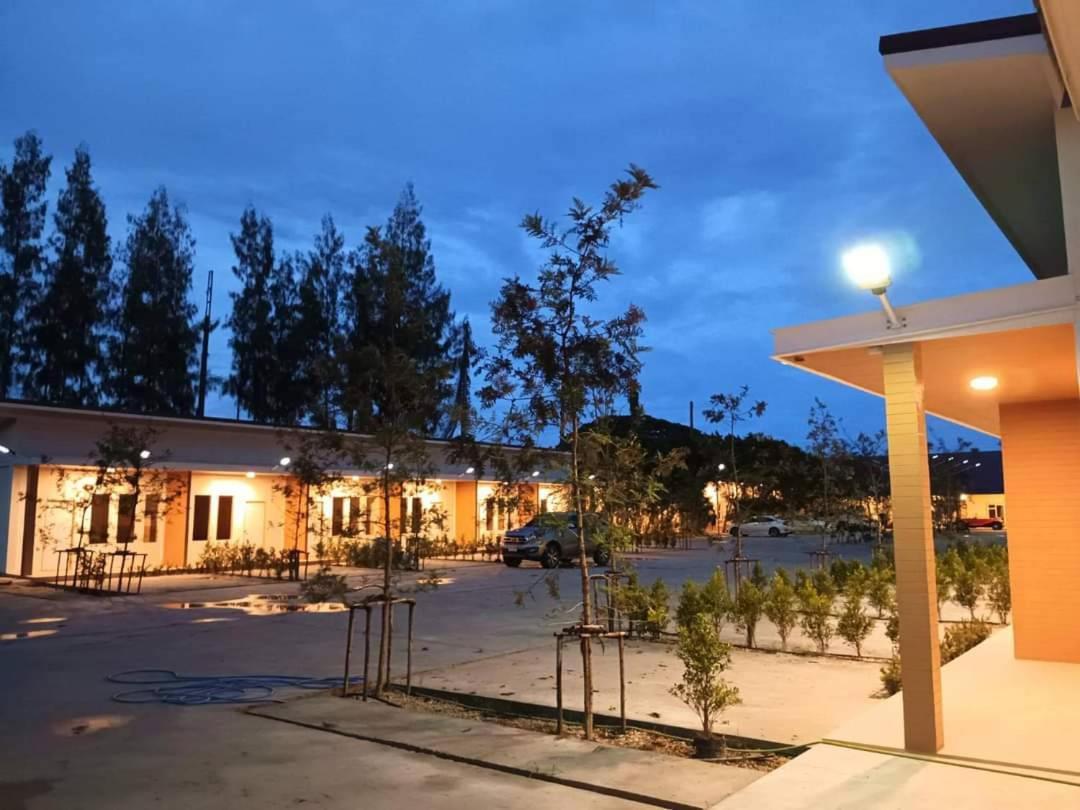Three Bays Resort Prachuap Khiri Khan Exterior photo